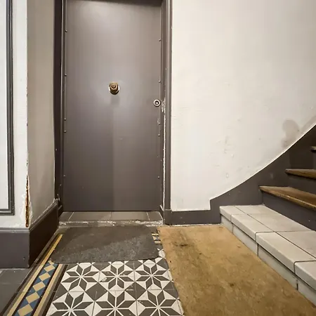 Gare Du Nord & Canal St-martin Apartment