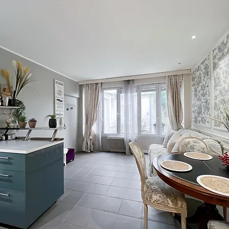 Gare Du Nord & Canal St-martin Apartment Paris
