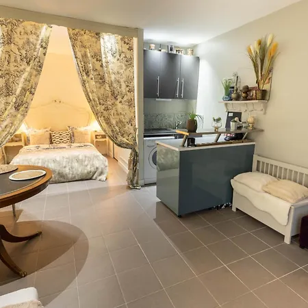 Gare Du Nord & Canal St-martin Apartamento *