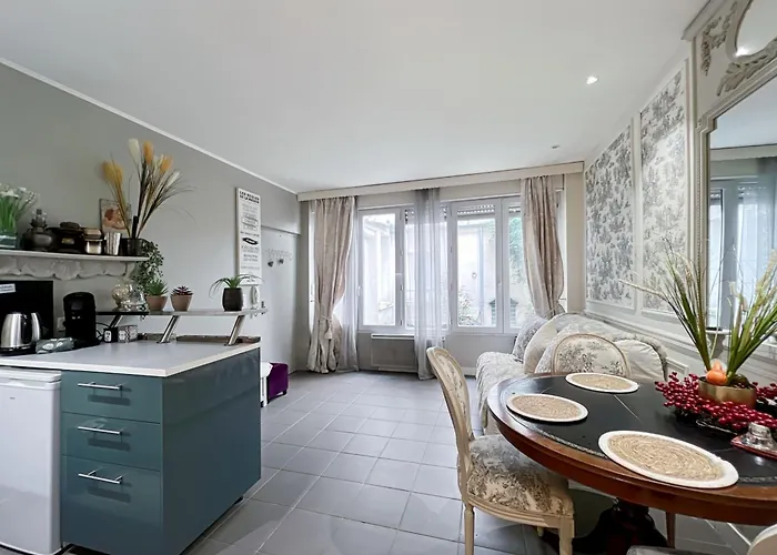 Gare Du Nord & Canal St-martin Apartment Paris
